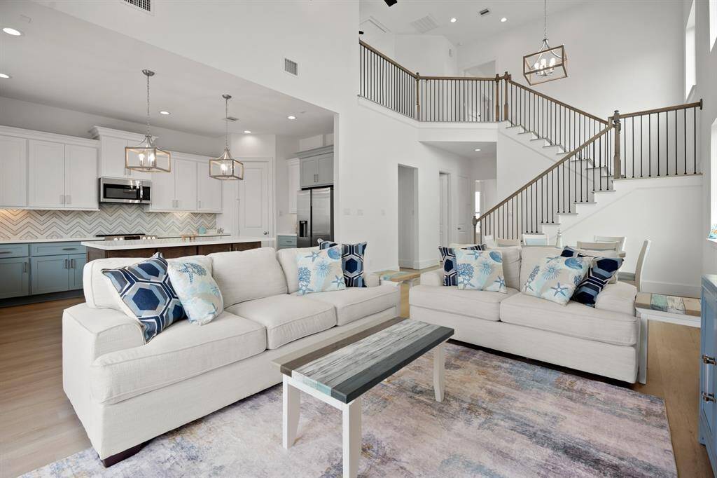 Light and Bright living space sets the perfect beach vibe