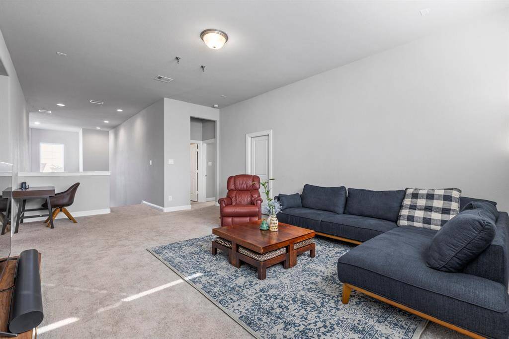 Upstairs Game room - Your Haven for Fun and Relaxation