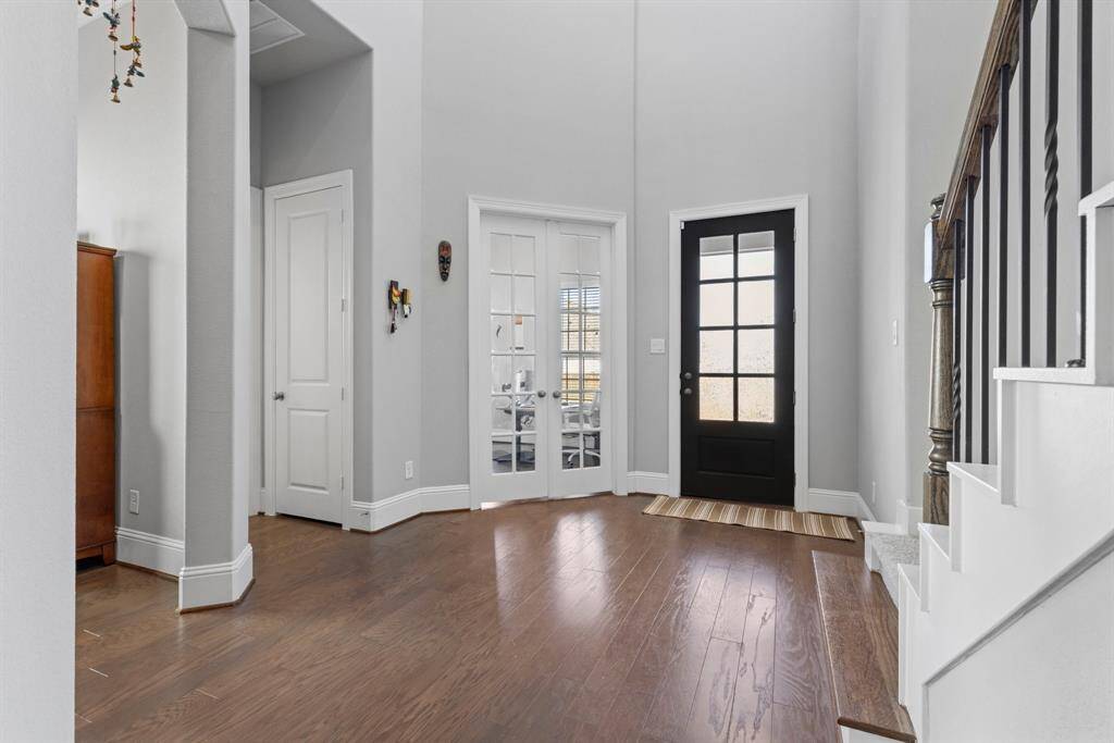 Natural sunlight pooling into this fabulous foyer area