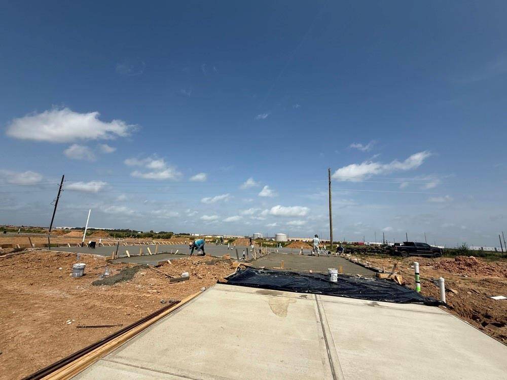 Every foundation at DWH is engineered and it’s inspected three times! We do not do “batch” testing.  Rest easy knowing your foundation comes with a 10 year warranty.