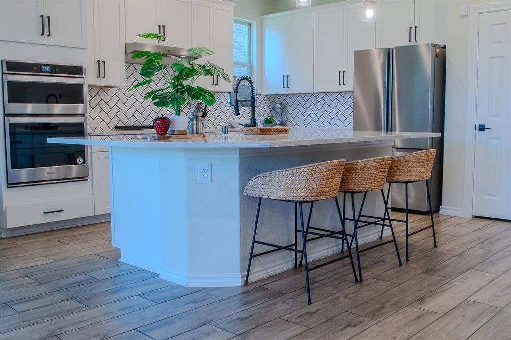 Kitchen island 8.5x5