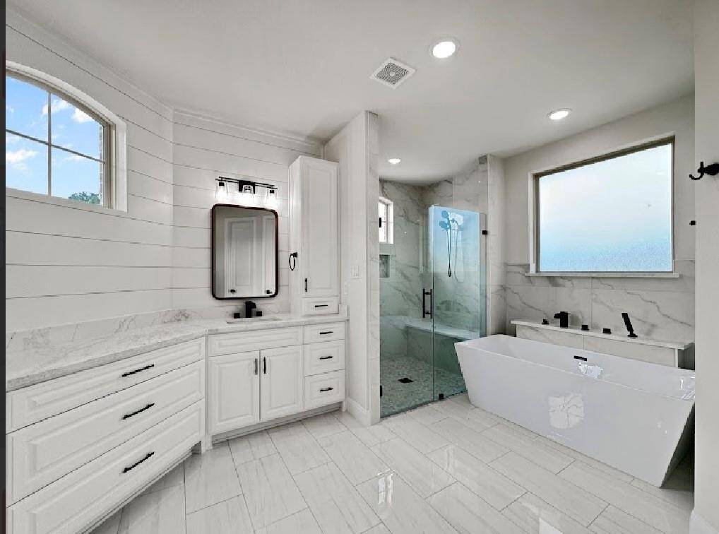 Similar Bathroom in a Home Built by TX Best Home Builders