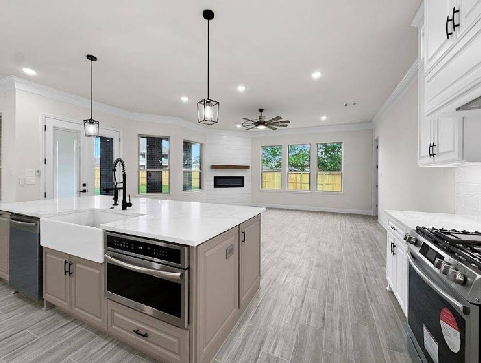 Similar Bathroom in a Home Built by TX Best Home Builders