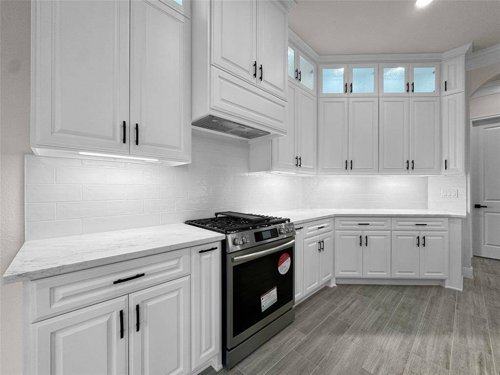Similar Kitchen in a Home Built by TX Best Home Builders