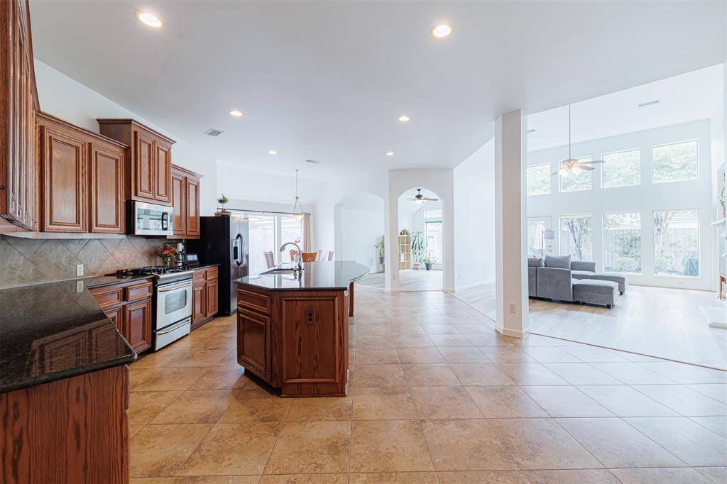 This home features a bright and open floorplan.