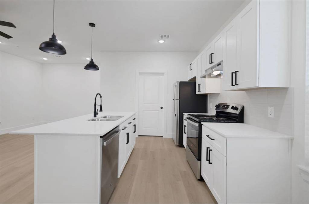 Brand New Luxury Apartment with high-end finishes throughout