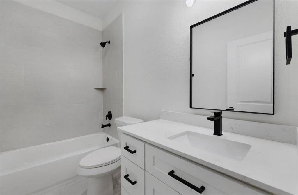 ensuite bathroom