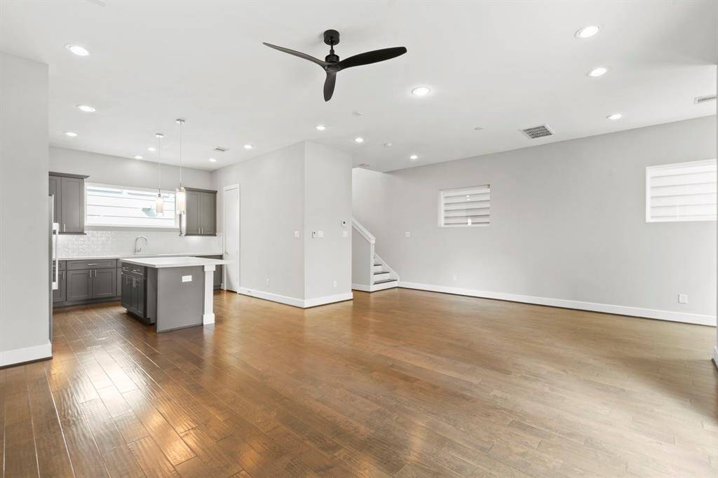 Second floor- spacious living room
