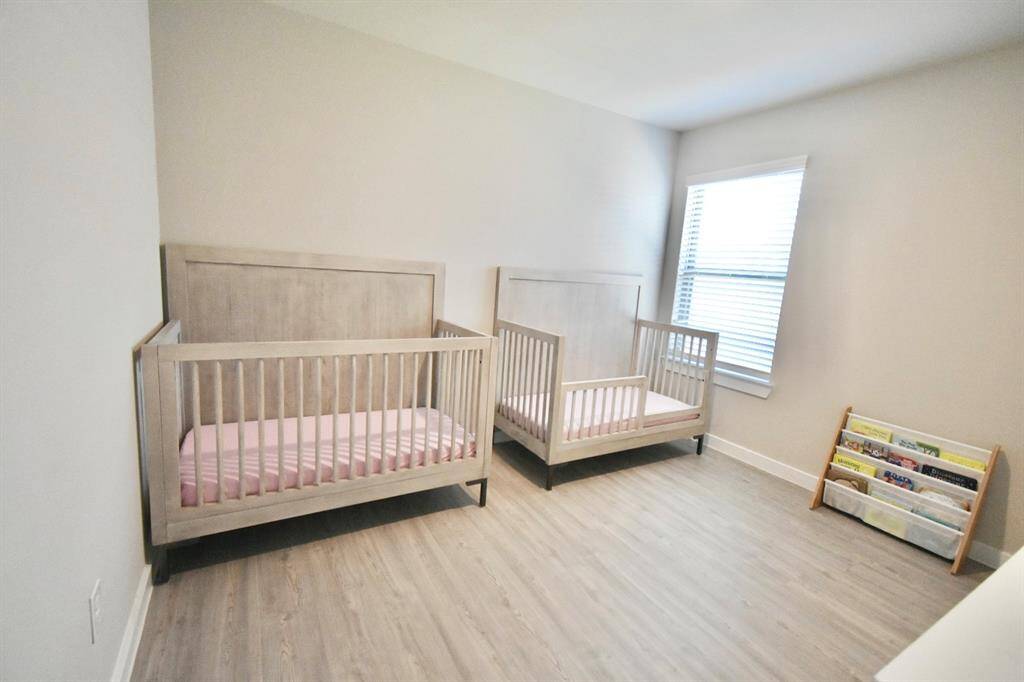 Cute secondary bedroom!