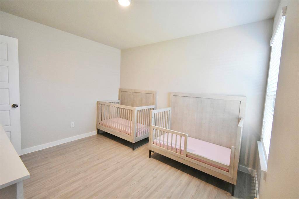 Another view of the secondary bedroom. You could also have bunk beds in here as well!