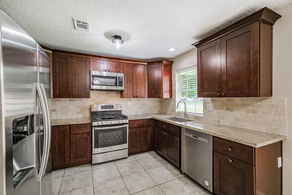 Soft close cabinets and drawers in the kitchen.