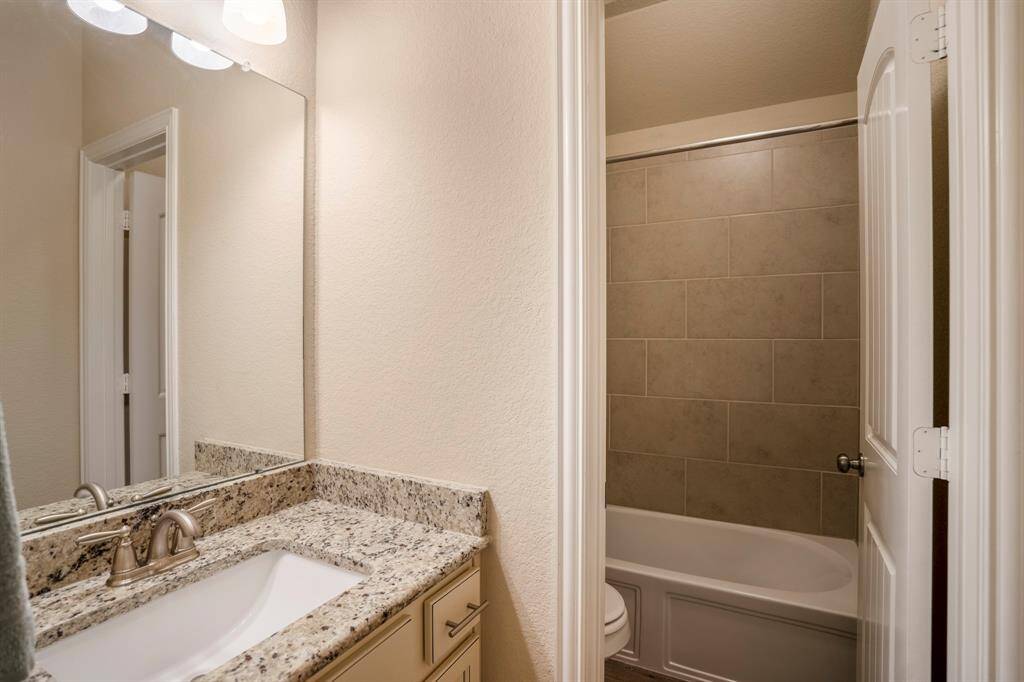 Secondary Bath with a tub/shower combination