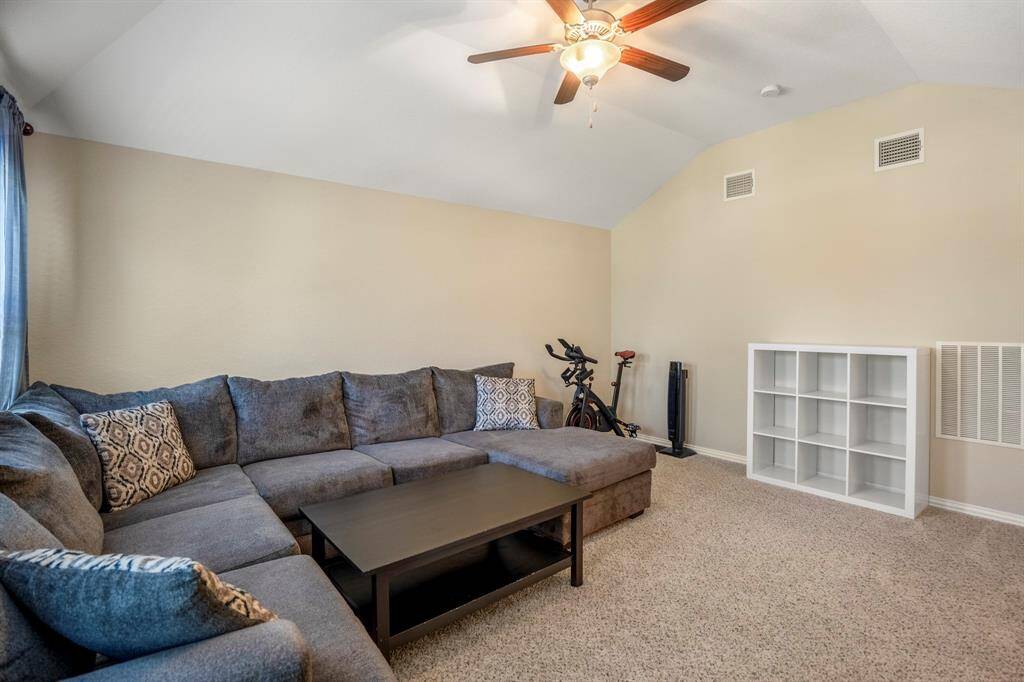 Oversized gameroom for all your entertaining needs!