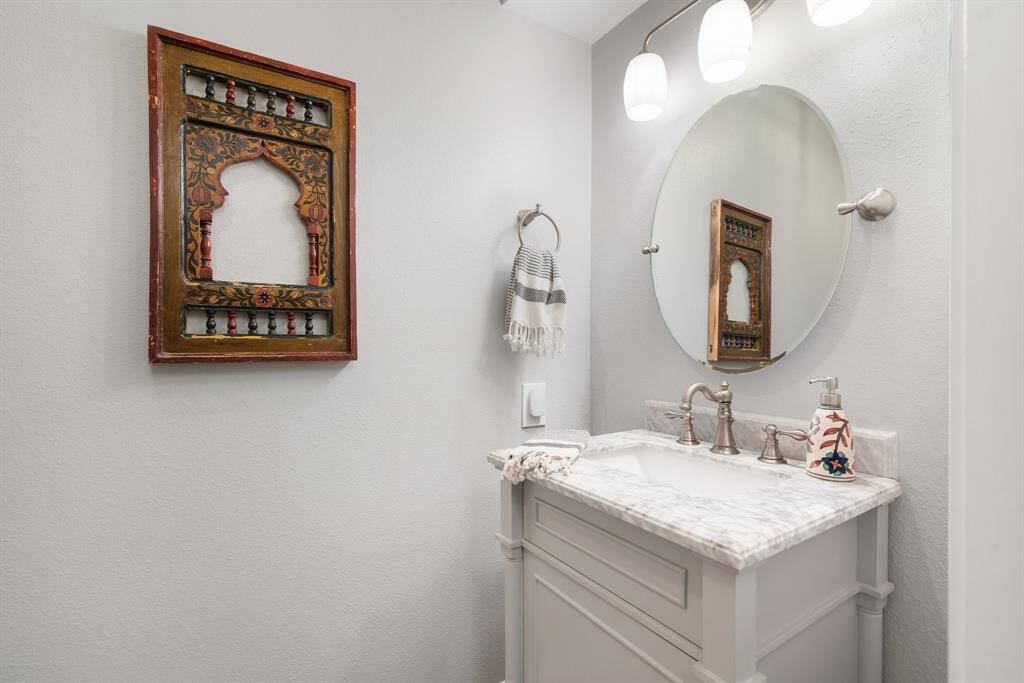 This is the guest bath for upstairs.