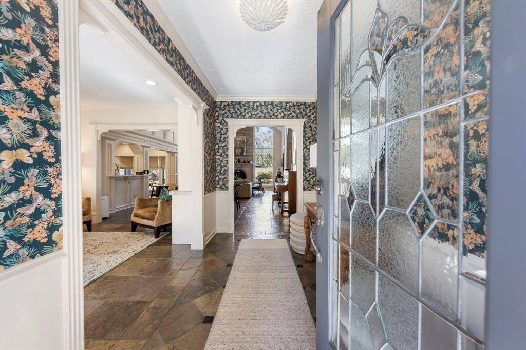 Style meets tradition in this inviting entry way