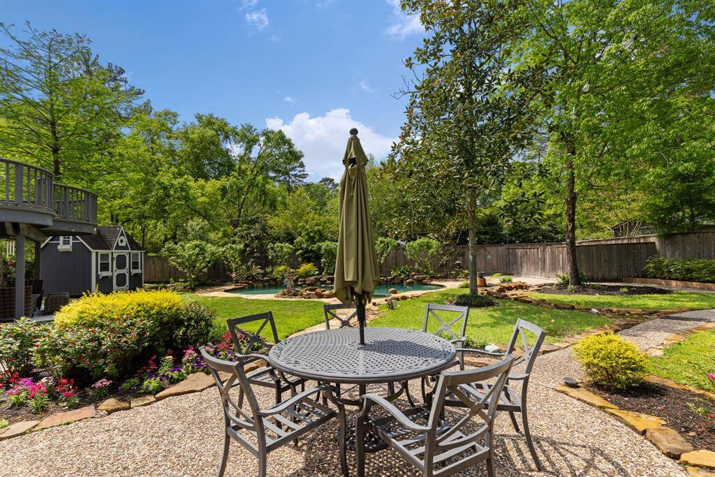 There's plenty of room to enjoy dining al fresco, making it the perfect space for outdoor gatherings and relaxation.