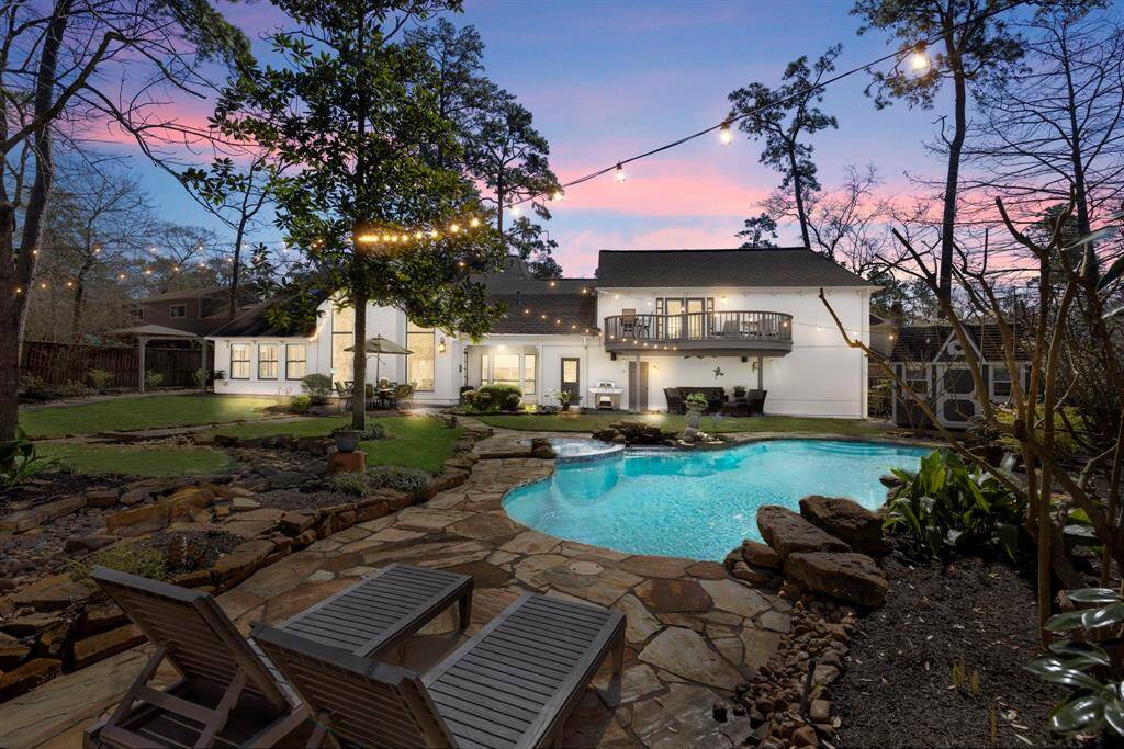 Don’t miss out on the chance to make this home yours—this gem won’t last long!