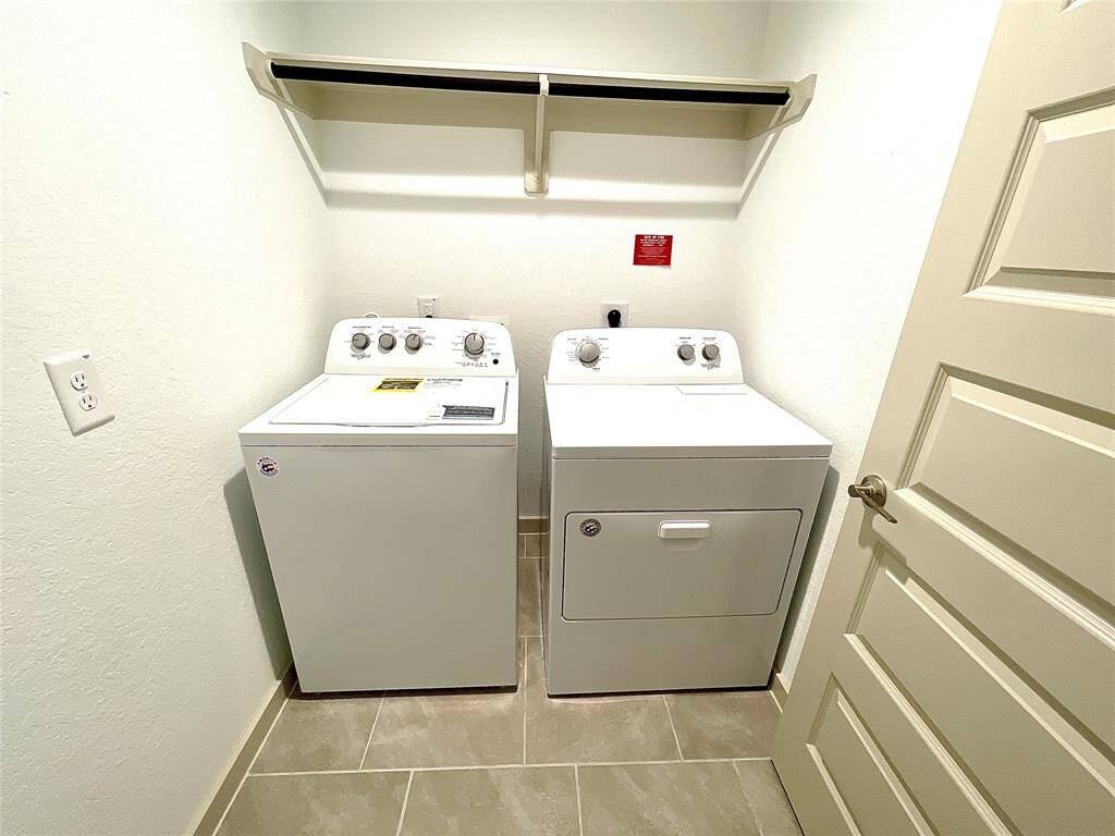 Includes Refrigerator, Washer and Dryer for your convinience