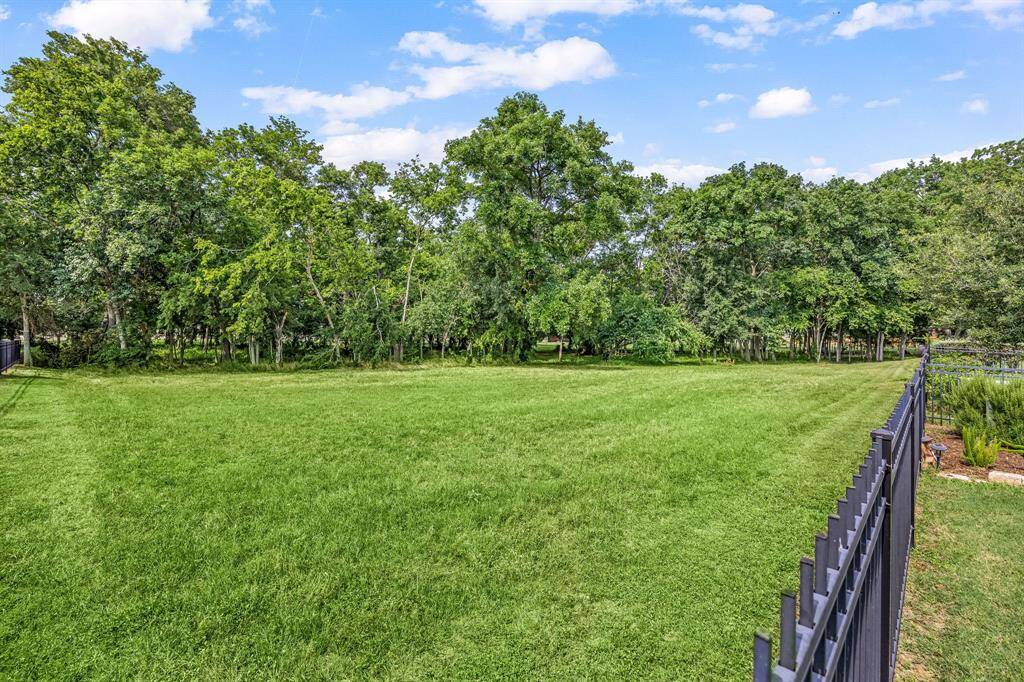 Reserve & Green Space Behind The Property Making This The Ideal Backyard For Peace & Quiet!