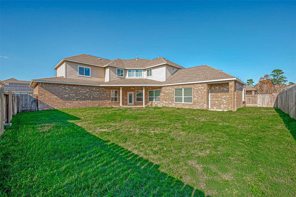 Don't wait any longer, make this dream home yours now!