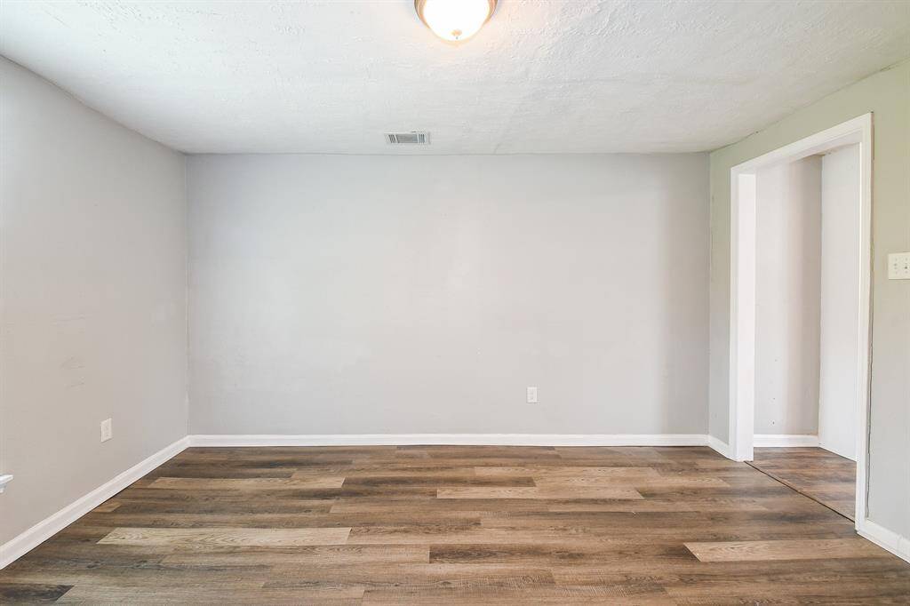 Flex Room