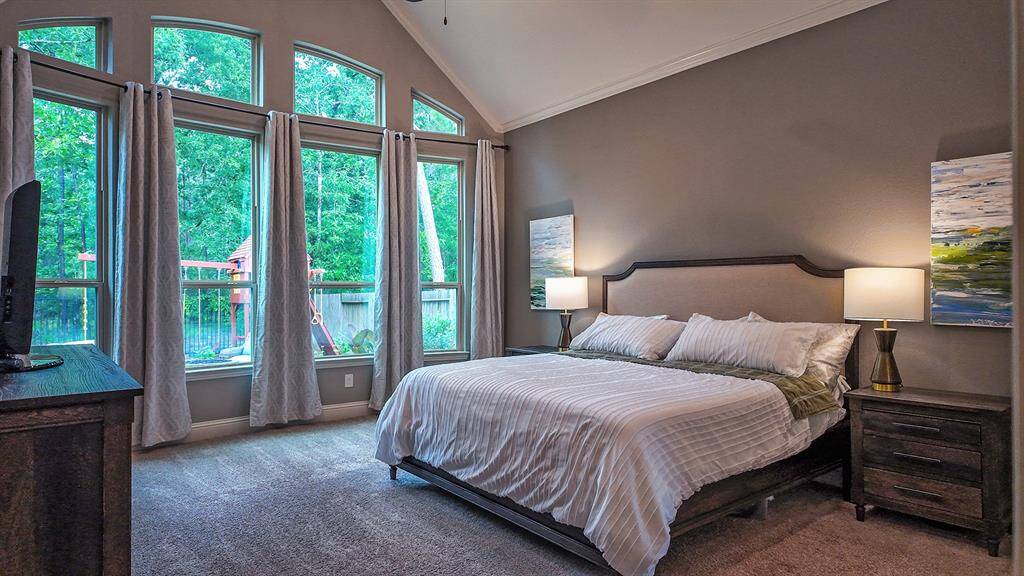 Oversized primary bedroom