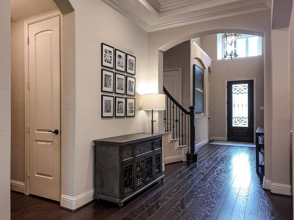 View facing foyer
