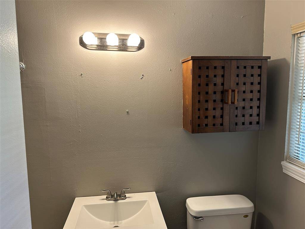 Vanity area