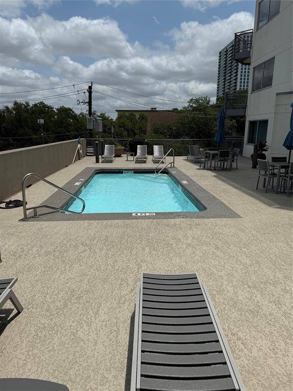 common area pool
