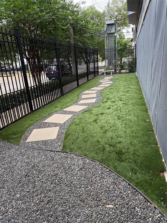 Pet area