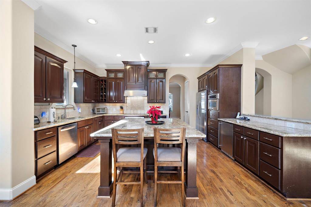 Chef's kitchen with large island, great space and tons of cabinet space