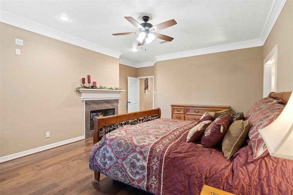 Another angle of large primary bedroom.