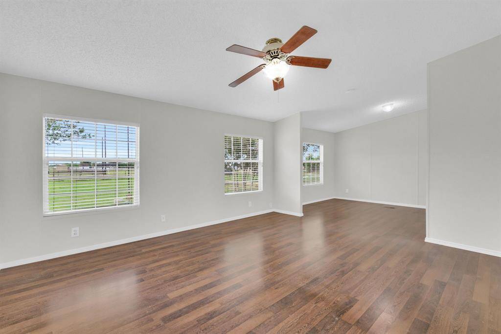 Large Primary Suite with space for a Sitting Area, Baby's Room, or an Office! 37038 Bell Rd.,Waller, TX 77484