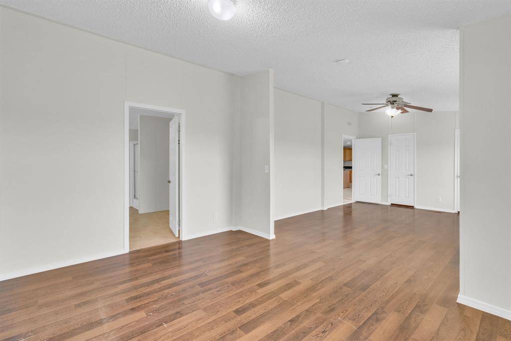 A look back at the Primary Ensuite! 37038 Bell Rd.,Waller, TX 77484