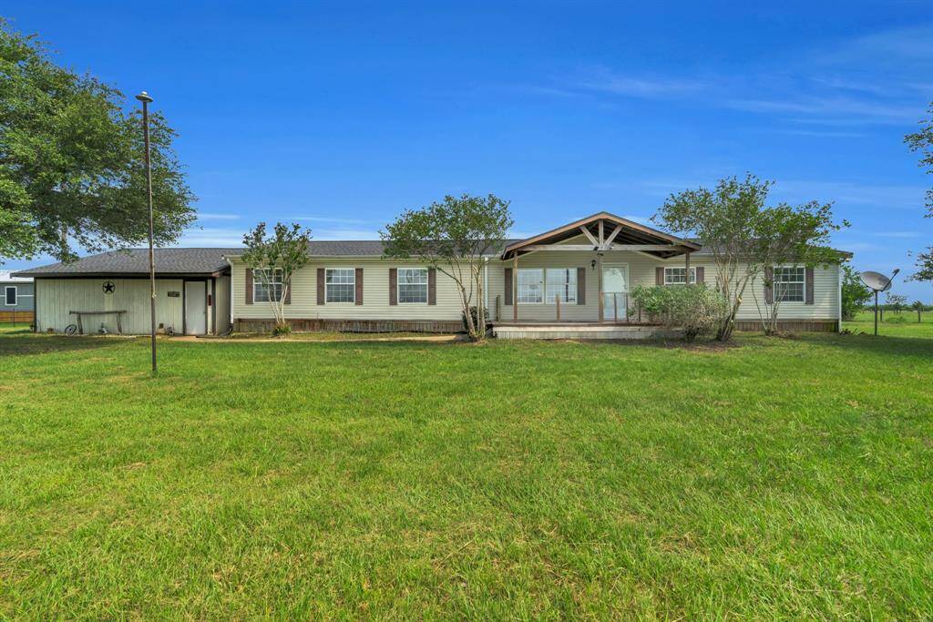 4 Bedroom, 2 Bath, Single Story Manufactured Home! 37038 Bell Rd.,Waller, TX 77484