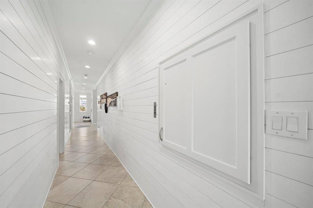 Enjoy your own dumbwaiter to transport groceries and goods between floors!