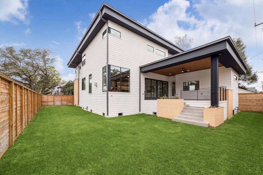 Room for a pool (buyer to verify) and grass/turf!