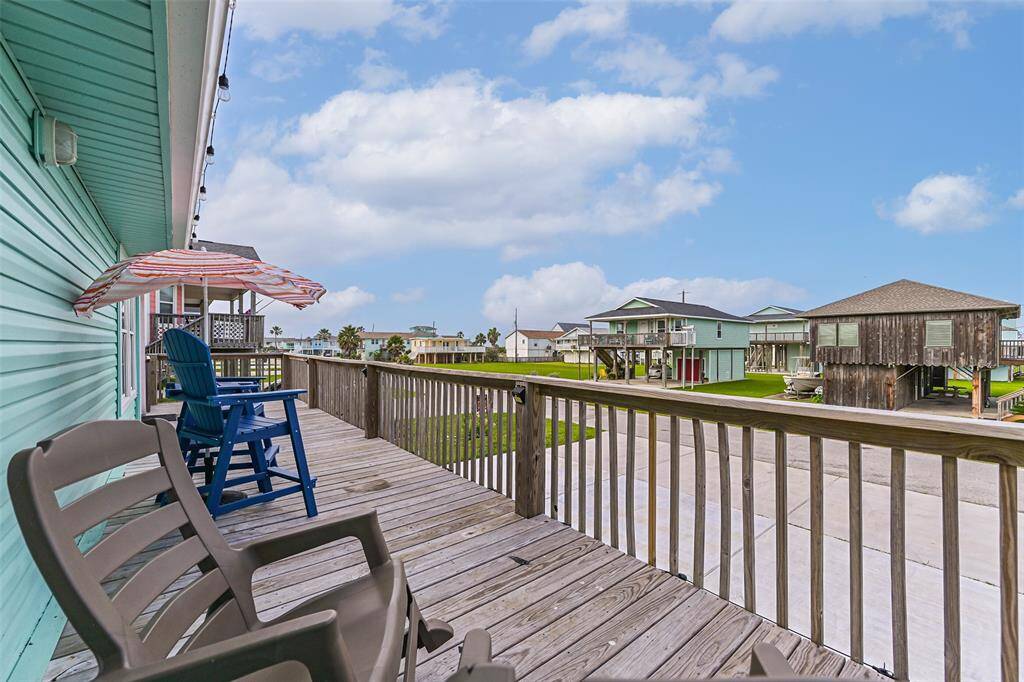 Front deck
