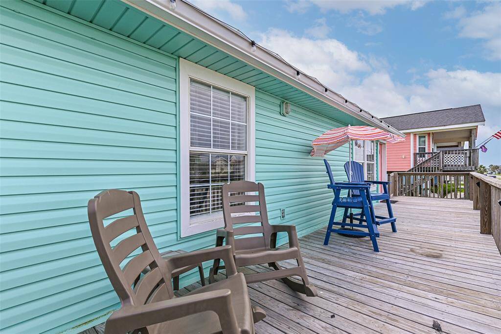 Front deck
