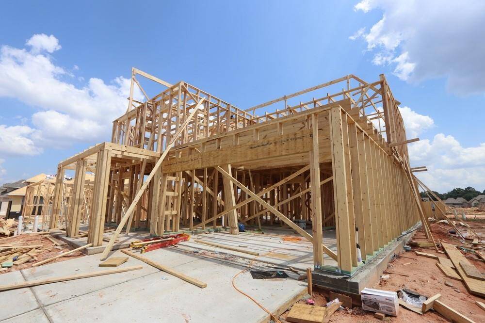Let us show you how our advanced framing techniques have stood the test of time and allow more insulation for a quieter and more energy efficient home.