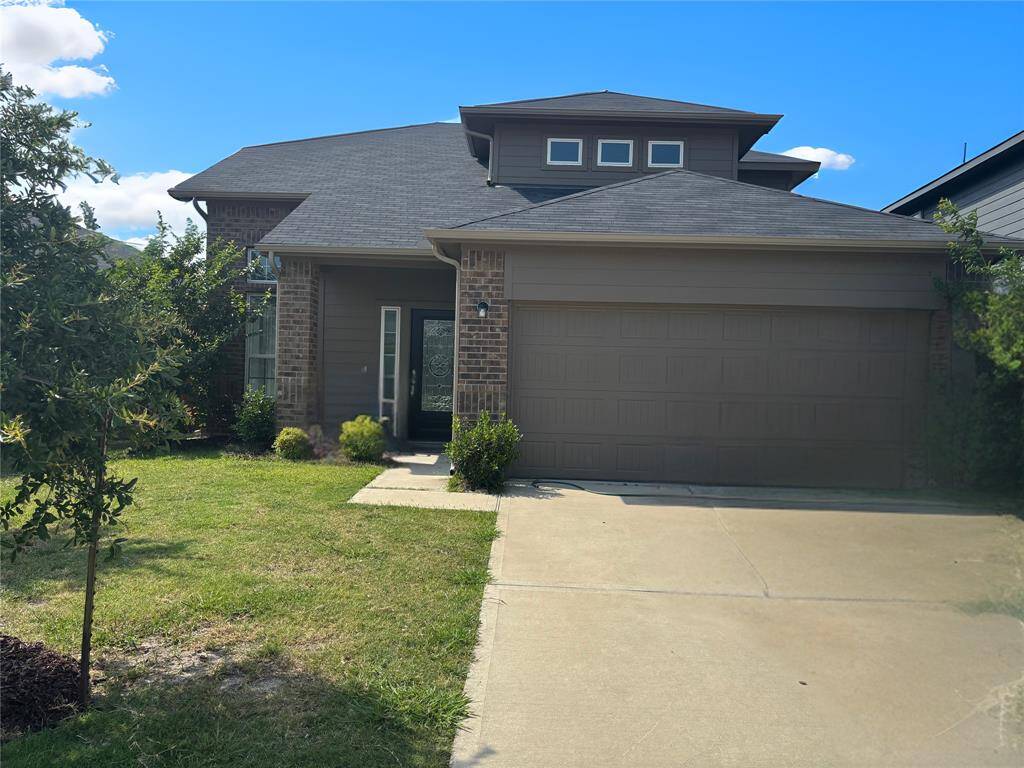 resembles a one- story but it's actually 2 stories. One of the largest floor plans the community has.