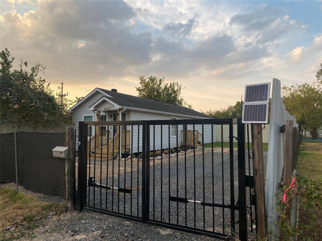 Solar-powered gated access is equipped with a touch keypad for guests and a remote for tenants.