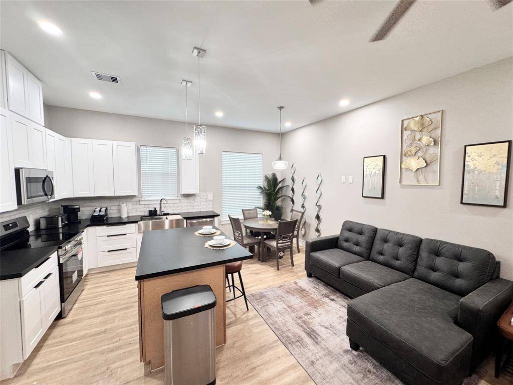 Open Concept Living & Kitchen area, Perfect for entertaining or unwinding after a long day!