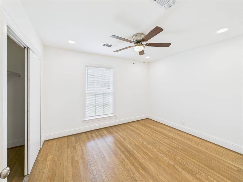 Third bedroom.