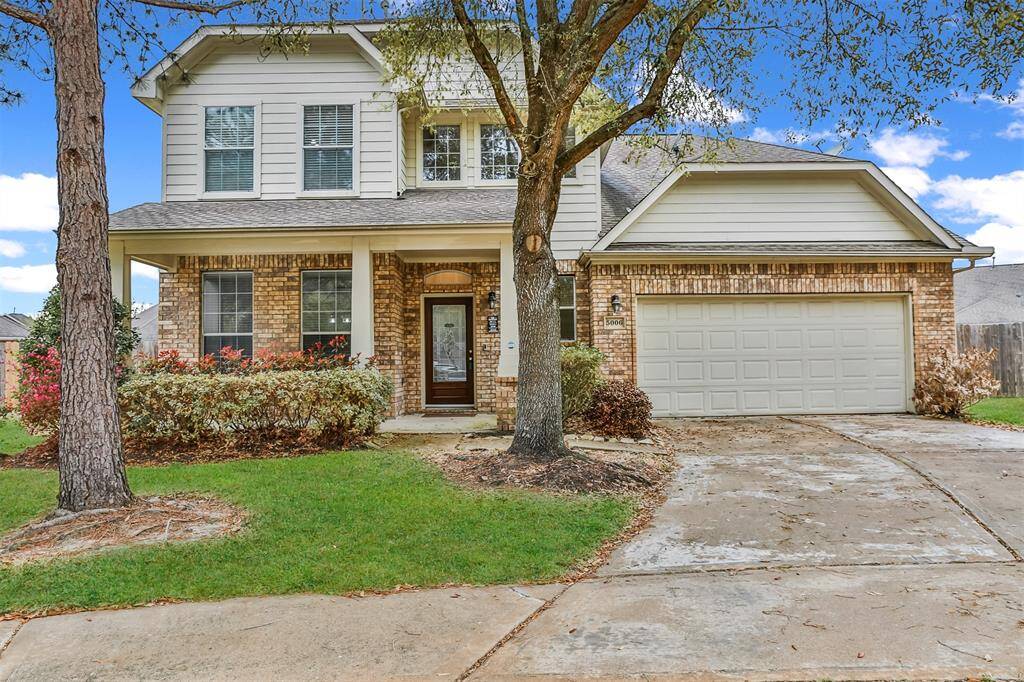 4 bedroom 2.5 bath 2 car garage with great backyard available for rent in Cinco West!