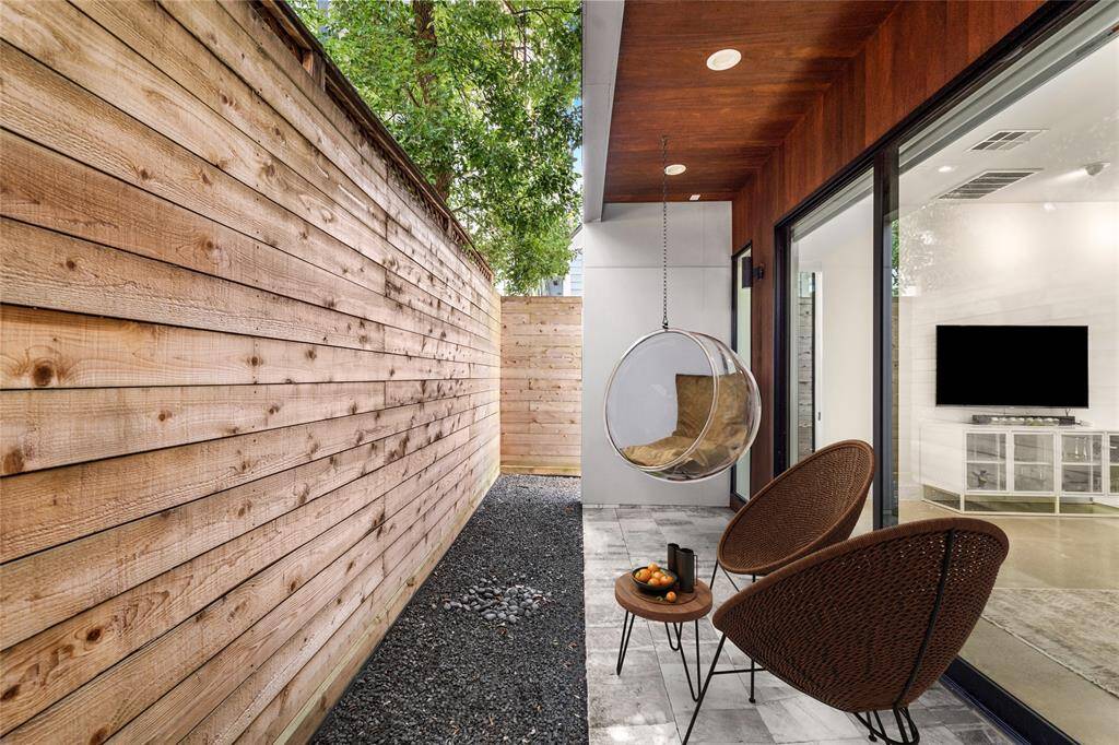 Let’s proceed upstairs, with the staircase conveniently situated next to the kitchen.