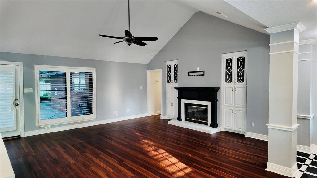 Updated hardwood flooring (2021)