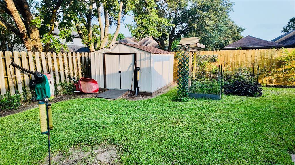 Additional shed