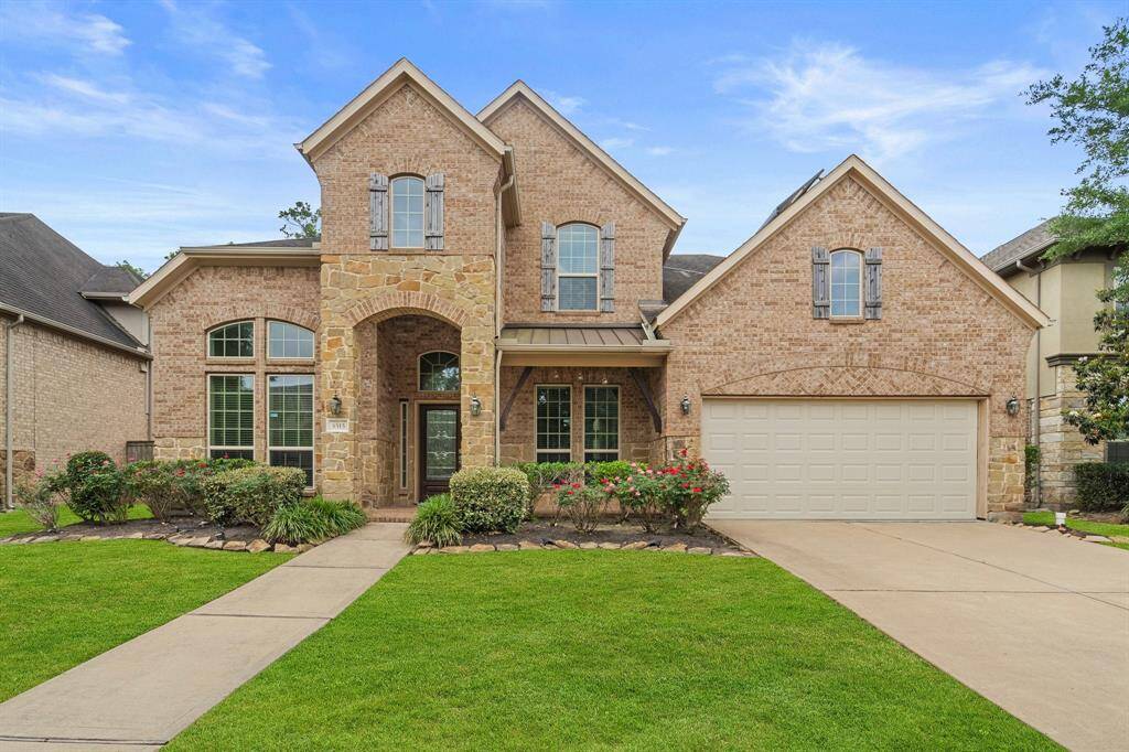 The Seth Brothers Team welcomes you to 5515 Mangrove Creek!