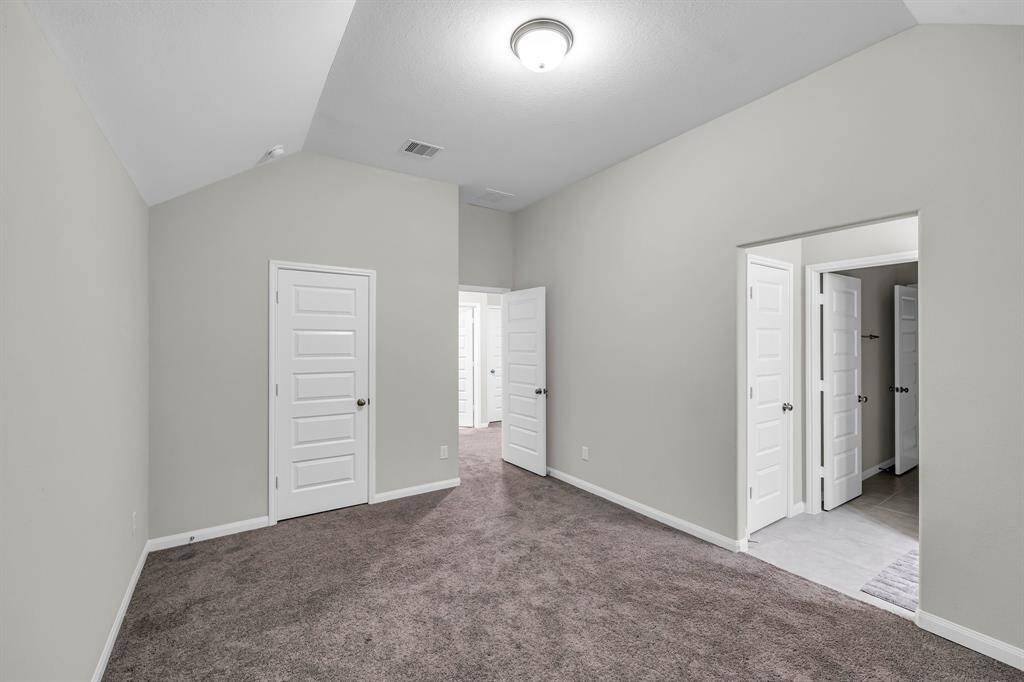 Jack & Jill bedroom1